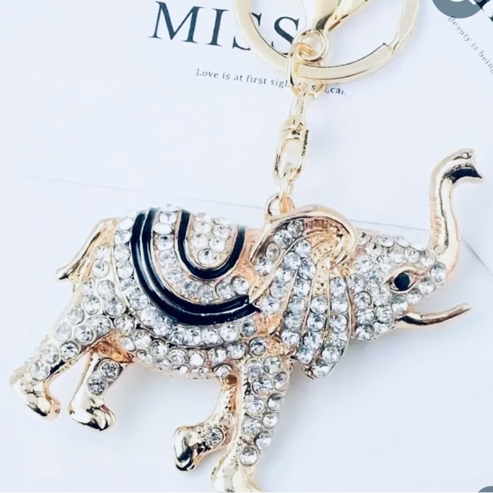 Elegant Gold Tone Elephant Keychain